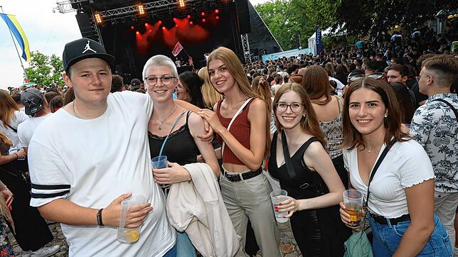 Bild 17: Die besten Bilder vom Bausa-Konzert beim Hohentwiel-Festival Teil 3
