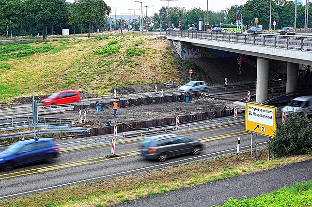 An der Südtangente Karlsruhe ist eine Baustelle eingerichtet. Diese ist notwendig geworden, da in dem Umfeld der Verdacht auf eine ...