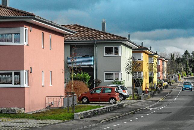 Ein gelungenes Beispiel für sozialen Wohnungsbau zu erschwinglichen Preisen für die Mieter: Die Mehrfamilienhäuser der ...