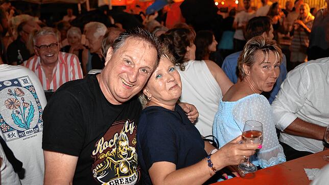 Bild 33: Das Wein- und Fischerfest 2022 ist gestartet. Hier sind die Bilder des ersten Abends