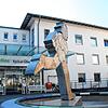 Der Eingangsbereich des Helios-Spitals in Überlingen. In der Klinik wird noch kein Patientenansturm aus dem Kreis Sigmaringen ...