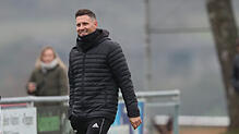 Benjamin Heim, Trainer des FC Hilzingen, behält mit seiner Mannschaft nach einer stabilen Defensivleistung gegen Owingen-Billafingen die ...