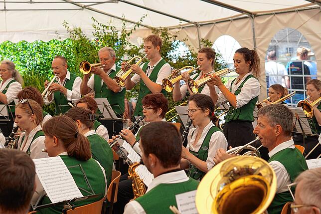 Gekonnt: Der Musikverein „Alpenblick“ Willaringen wusste mir flotten Walzer und Trompetensoli zu begeistern.