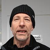 Bernd Götz, Standbetreiber: „Im Vergleich zum vergangenen Jahr haben schon am Freitag die Leute gefehlt“.