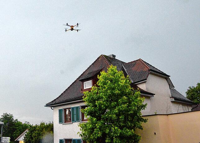 Bild 31: Bilder vom Unwetter in Markdorf: Evakuierung des Campingplatzes