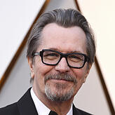 Gary Oldman bekam den Oscar, obwohl vor der Verleihung Antisemitismus-Vorwürfe gegen ihn laut geworden waren.