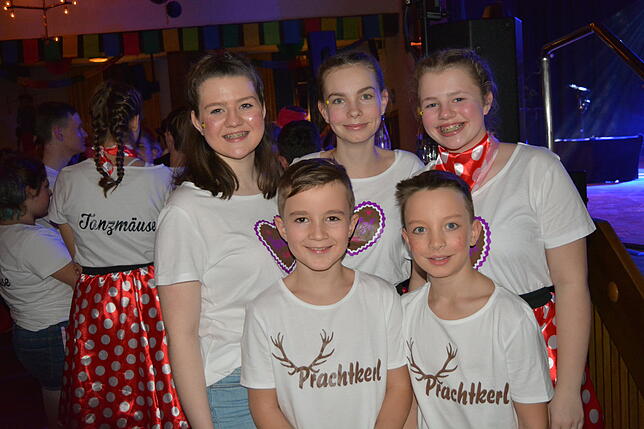 Bild 10: Alle Bilder vom FUN Ball in Markdorf