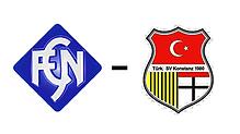 Bild : Der FC Neustadt feiert mit dem 3:1 seinen ersten Sieg der Saison