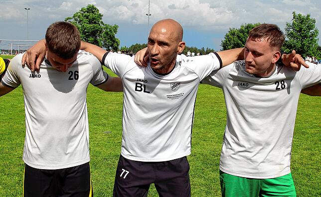 Bild 10: Der SV Denkingen ist Meister und steigt in die Landesliga auf. Wir waren mit der Kamera dabei!