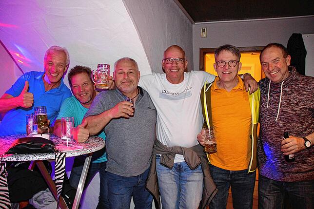 Bild 11: Die schönsten Bilder von „Meßkirch tanzt“: Ein unvergesslicher Partynacht-Moment