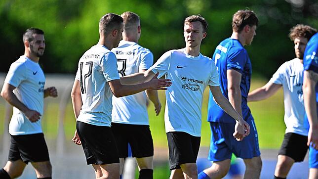 Bild 1: SG FC Wehr/Brennet spielt 3:3 beim TuS Efringen-Kirchen – und wir haben Bilder!