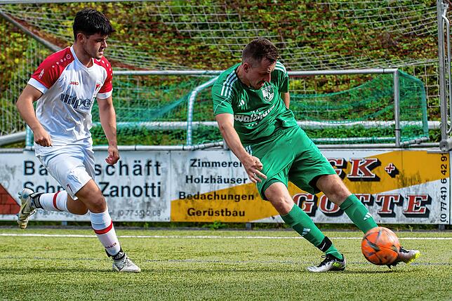 Bild 16: SV Waldhaus gewinnt bei der SG Weilheim/Gurtweil mit 2:1 &ndash; wir haben Bilder!