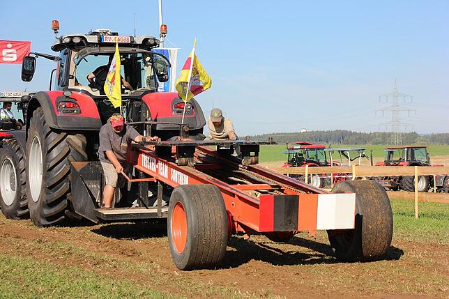 Bild 10: Bilder: Tractorpulling in Sumpfohren 2018