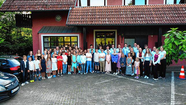 Die Ministranten aus Gurtweil und Tiengen beim Sommerlager in einem Naturfreundehaus in Tuttlingen. Foto: Johannes Jensen