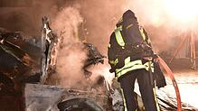 Bild : Garagenbrand in St. Georgen - Brandursache noch unklar