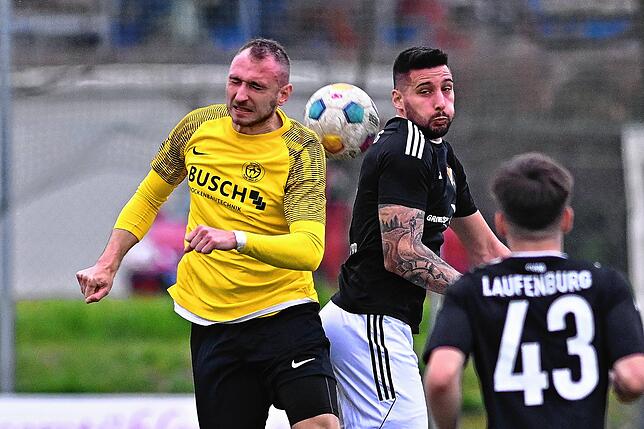 Bild 11: SV 08 Laufenburg unterliegt mit 2:3 beim SC Wyhl &ndash; und wir haben Bilder!