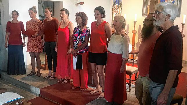Das Konzert des Dachschores in der kleinen Wittenschwander Kirche fand regen Anklang und genausoviel Zuspruch durch die Zuhörer. Foto: ...