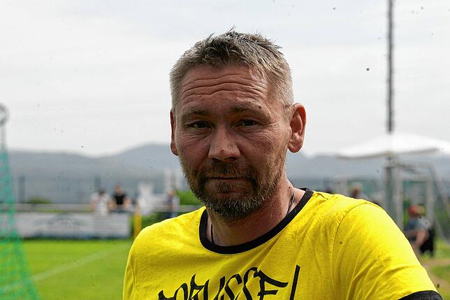 Vorsitzender Alexander Loritz (SV Karsau): „Unser verschärftes Hygiene-Konzept hat im Spiel gegen den FC Schönau II super ...