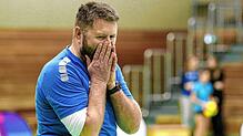 Nicht immer glücklich, aber stets zuversichtlich. Trainer Sven Johansson hat den Klassenerhalt der Volleyballerinnen des TV Villingen ...