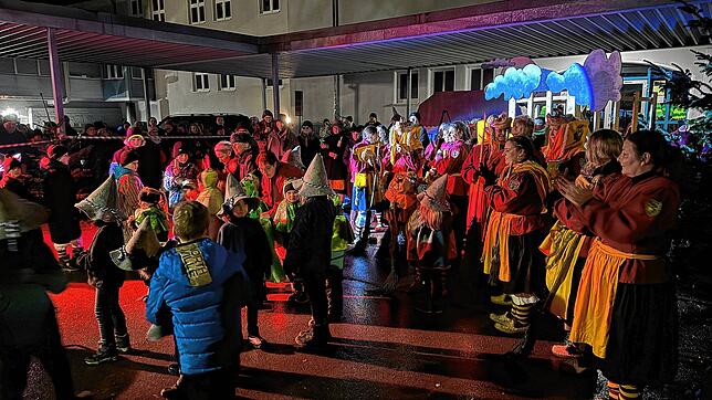 Bild 20: Hexenerweckung der Brunnisach-Hexen
