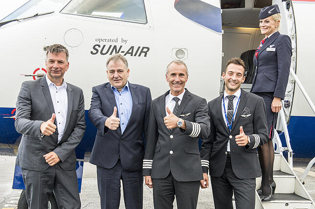 Sie freuen sich über die neue Flugverbindung: Bernd Behrend (Marketing Manager Sun-Air), Andreas Humer-Hager vom Bodensee-Airport ...