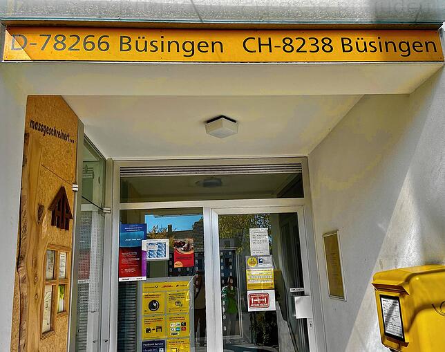 Büsingen hat durch seine besondere Lage auch einen Sonderstatus bei der Post. Die Gemeinde hat eine deutsche und eine Schweizer ...