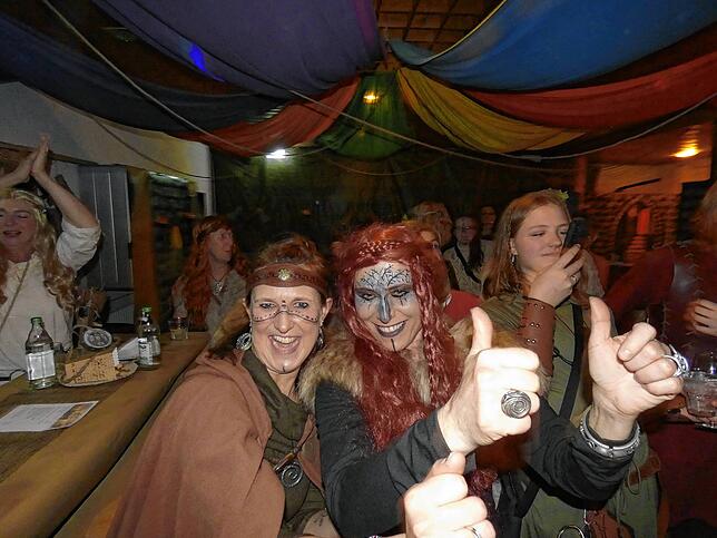 Bild 18: Wiiberfasnacht in Altenburg: So feiert die Stadt ausgelassen und bunt!