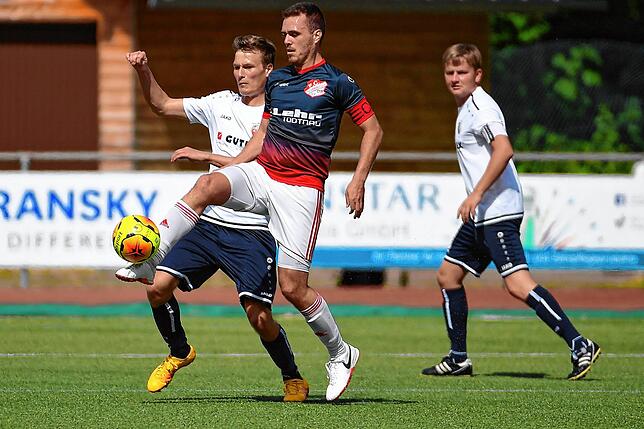 Bild 24: FC Schönau besiegt den FC Schlüchttal mit 4:1 &ndash; und wir haben die Bilder!