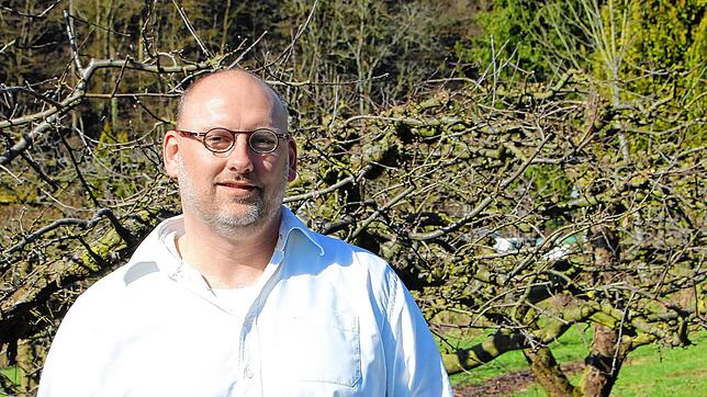 Der Stahringer Arzt Olav Kromrey hat gemeinsam mit vielen freiwilligen Helfern eine Impfaktion in der Stahringer Homburghalle ...