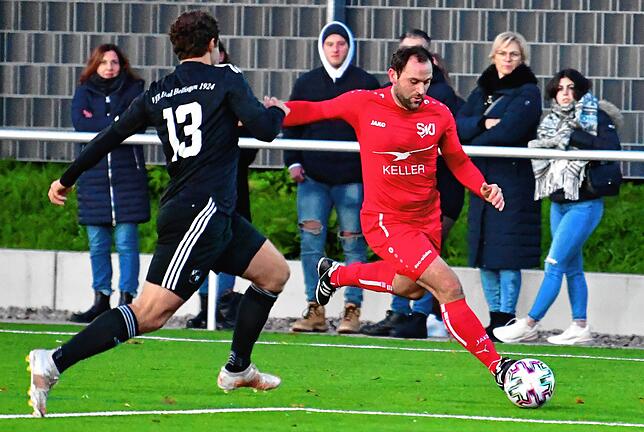 Alles raus hauen: Routinier Pascale Moog – hier gegen Enno Meyer beim 2:1-Sieg im Hinspiel – will mit dem SV Jestetten beim ...
