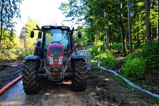 Bild 13: Alarm an der A98 bei Stockach: Biber, Millionen Liter Wasser und Blackout-Gefahr