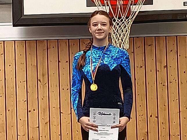 Sieg in Aach: Gladys-June Holle vom RV Lottstetten gewann bei den U15-Schülerinnen und fuhr mit ihrem neuen Programm gleich Bestleistung.