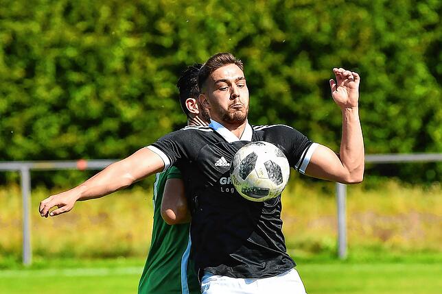 Bild 13: Abschlussschwacher SV 08 Laufenburg muss sich mit Punkt beim FC Freiburg-St. Georgen begnügen &ndash; und wir haben Bilder!