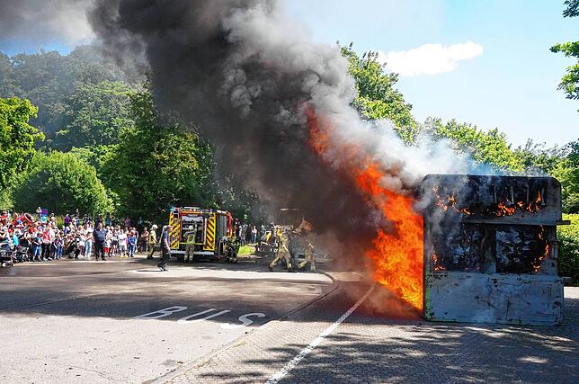 Bild 33: Tag der offenen Tür: die Feuerwehr präsentiert sich