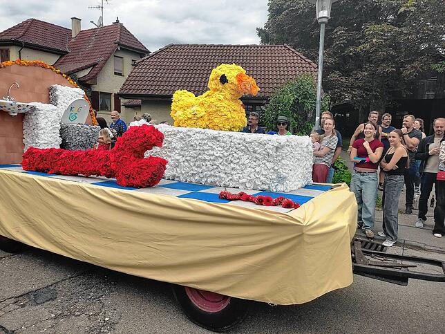 Bild 11: Bilder vom Winzerfest in Erzingen