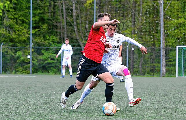 Bild 5: Bildergalerie vom Landesligaduell zwischen FC Überlingen und FV Walbertsweiler-Rengetsweiler