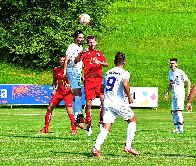 Bild 39: FC Erzingen bezwingt den FC Wallbach deutlich &ndash; und wir haben die Bilder!