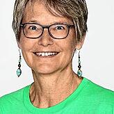 Kritische Fragen zu einem Bauvorhaben in der Riedstraße: Gisela Kusche, Stadträtin von FGL&Grüne, sorgt sich, dass da in Wirklichkeit ...