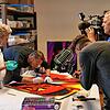 Alexandra Geiger (links) und Ray Schnutenhaus werden von einem Fernsehteam der Landesschau des Südwestrundfunks (SWR) bei der ...