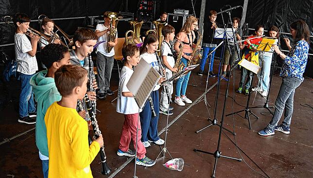 Bild 12: Alle Bilder zum Tag der Schulen am Schwyzertag