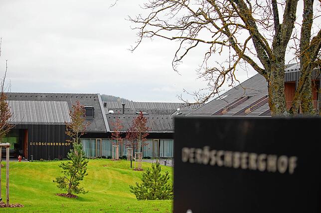 Erneuter Überfall auf den Öschberghof: Das große Hotel bei Aasen erlebt im Februar ein schreckliches Déjà-vu. Nachdem es im November ...