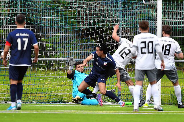 Bild 43: TuS Efringen-Kirchen erkämpft sich ein 3:3 gegen den VfB Waldshut &ndash; und wir haben Bilder!