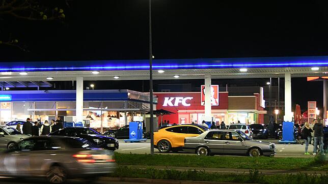 Eine Allgemeinverfügung der Stadt Singen verhinderte ein Zusammentreffen der Auto-Tuningszene zum sogenannten „Car-Freitag“, der bei den ...