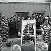 Straßenfasnacht in vergangenen Zeiten: Norbert Droll als Kappedeschle, aufgenommen Mitte der 1960er-Jahre
