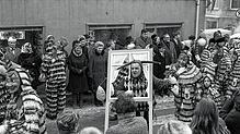 Straßenfasnacht in vergangenen Zeiten: Norbert Droll als Kappedeschle, aufgenommen Mitte der 1960er-Jahre