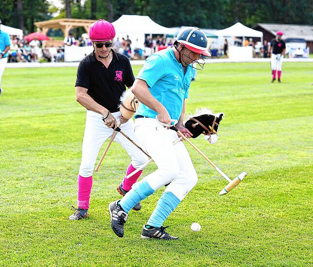 Bild 17: Steckenpferd-Poloturnier: die schönsten Bilder .- Teil 1