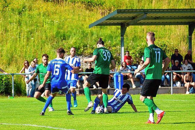 Bild 17: SV Herten II gewinnt Spitzenspiel beim SV Karsau mit 2:0 &ndash; und wir haben Bilder!
