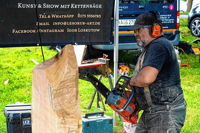 Igor Loskutow aus Bad Dürrheim ist einer der 17 Teilnehmer am Deutschen Speedcarving-Wettbewerb.