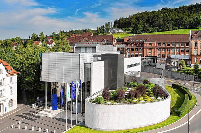 Nach Ostern sollen alle Aesculap-Mitarbeiter am Standort in Tuttlingen die Möglichkeit bekommen, sich einmal pro Woche zu testen. Ob der ...