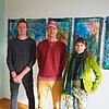 Andreas und Ralph Hilbert sowie Eva Lippert (von links) bereiten sich auf die Ausstellung und die Vernissage am kommenden Freitag, 25. ...